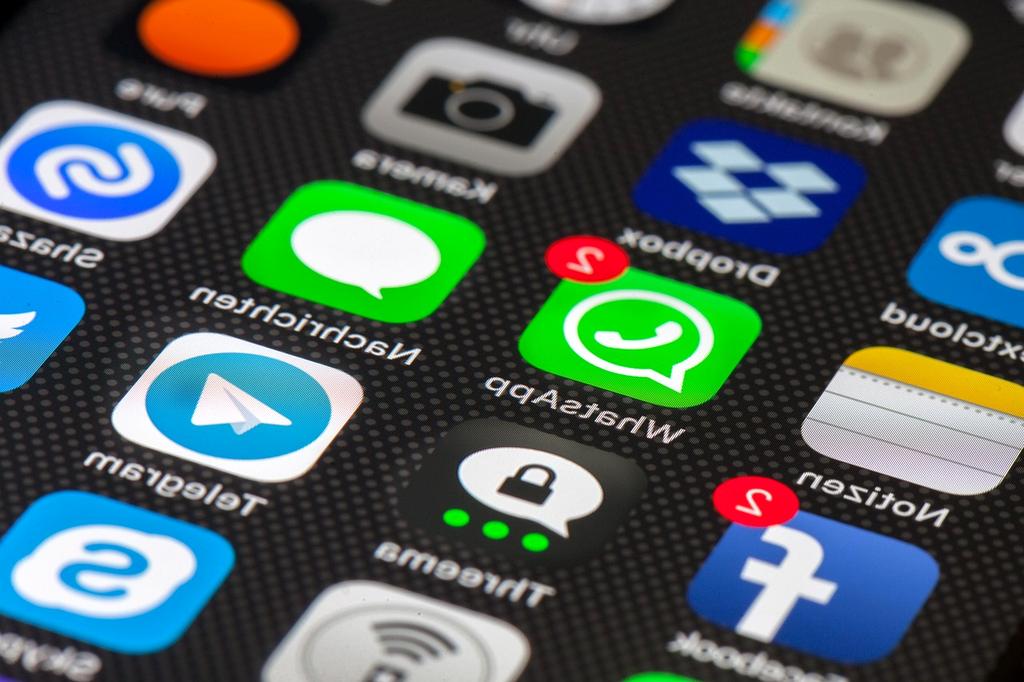 Abstract visualization of a neural network core